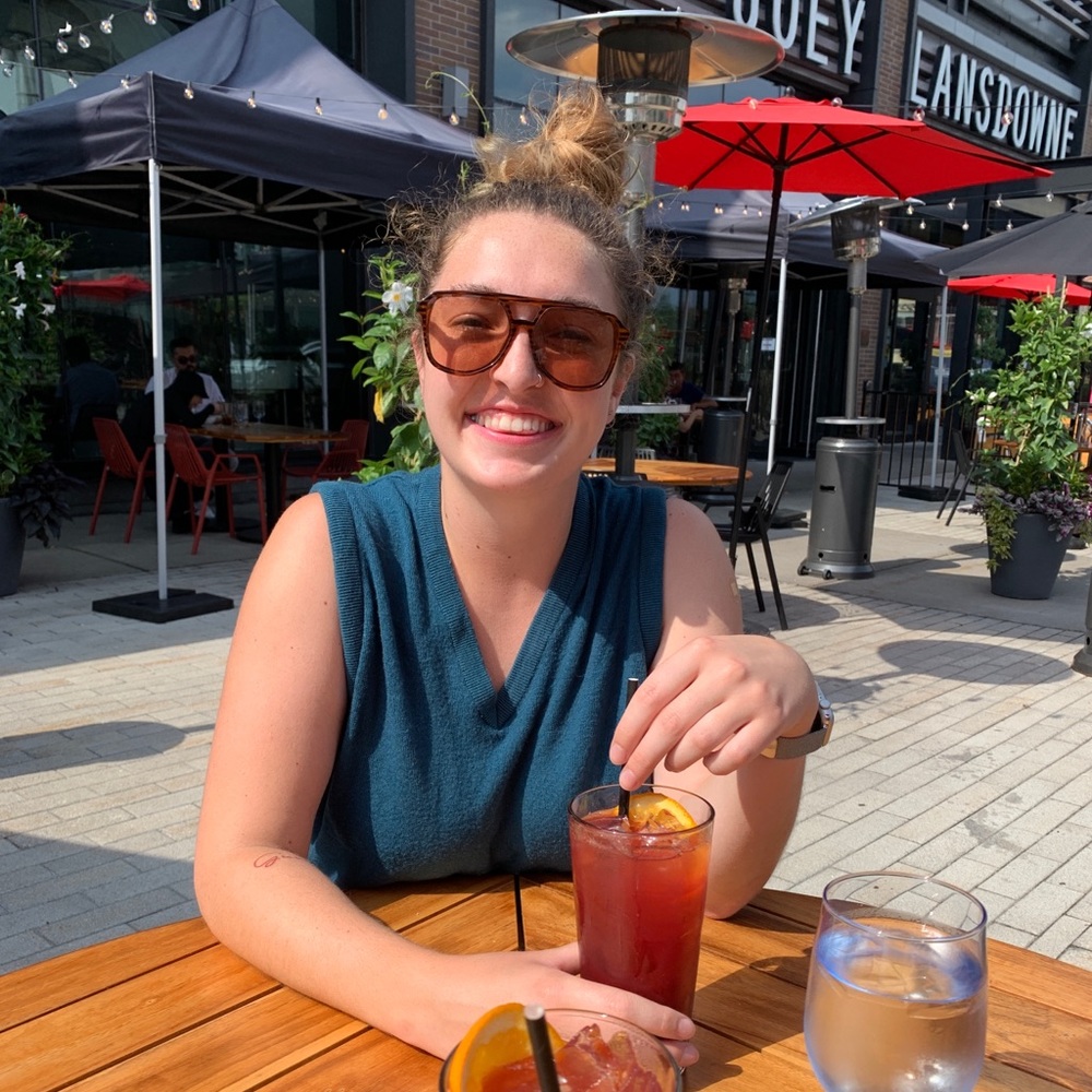 Meet your Posher, Jessica